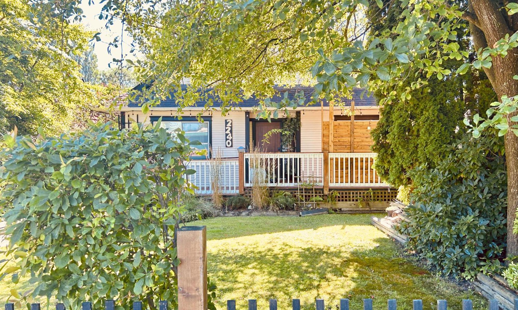 Airport-Yvr Guesthouse Richmond Bagian luar foto